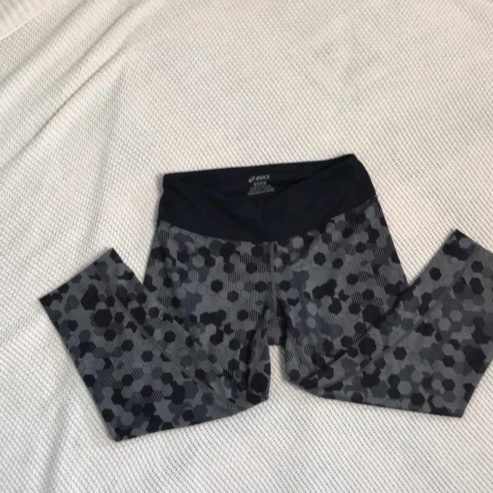 ASIC Capri leggings black and gray size me…